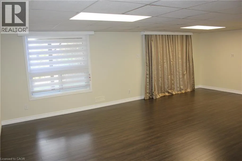 184 NORTHAMPTON Crescent Unit# B #B