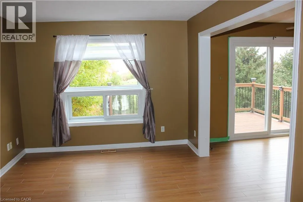 184 NORTHAMPTON Crescent Unit# B #B