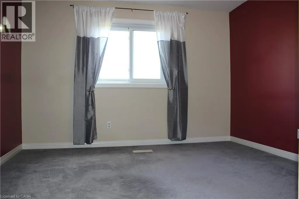 184 NORTHAMPTON Crescent Unit# B #B