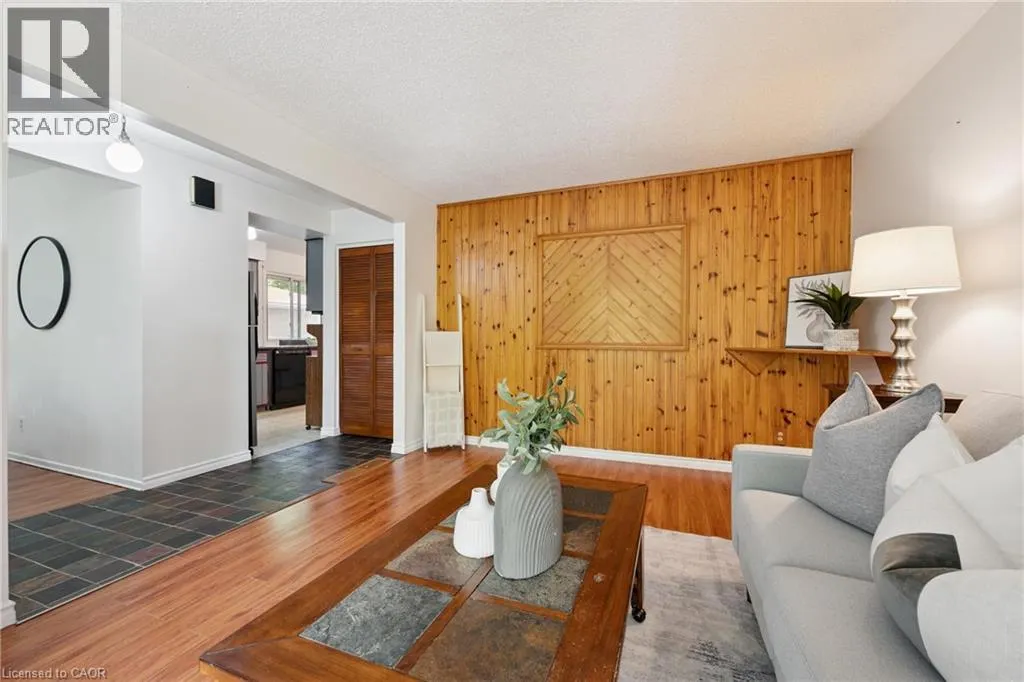 128 BRIAR KNOLL Drive