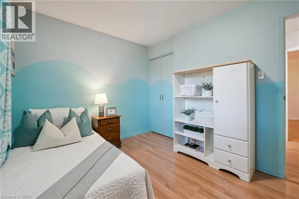 128 BRIAR KNOLL Drive