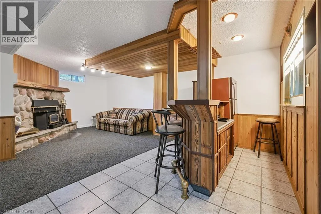 128 BRIAR KNOLL Drive