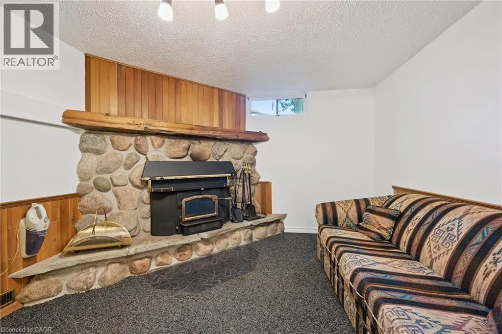 128 BRIAR KNOLL Drive