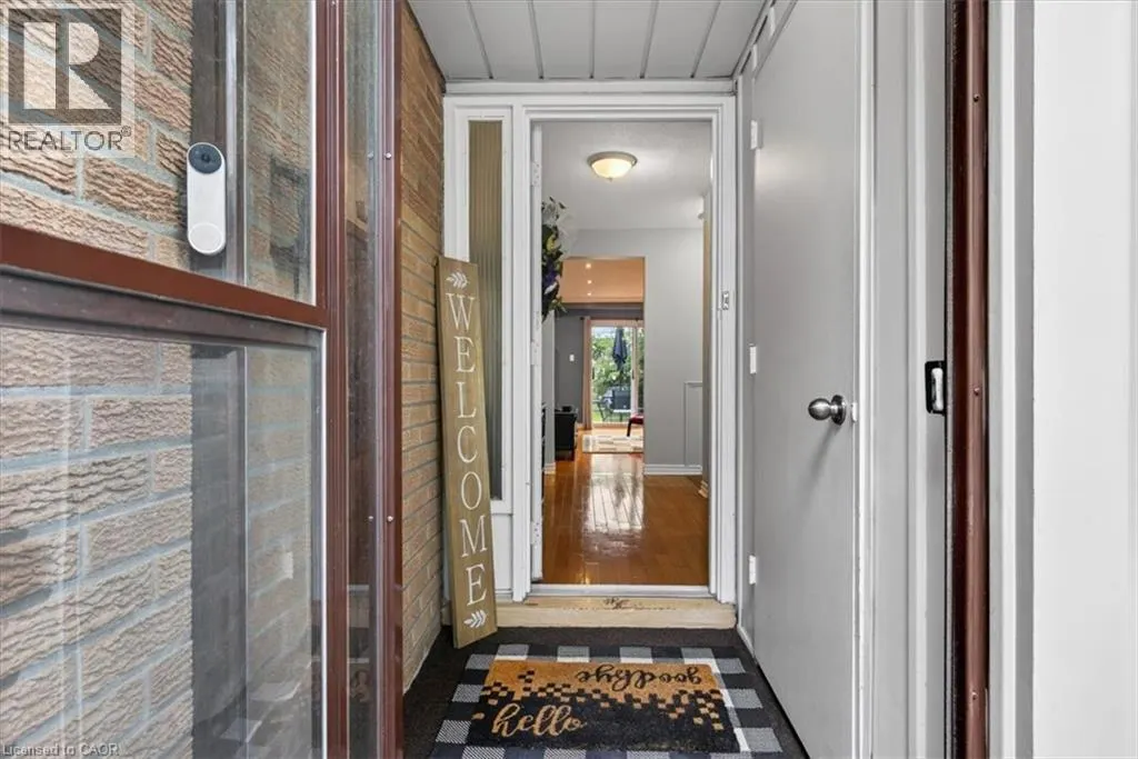 479 WOODVIEW Road Unit# 3 #3