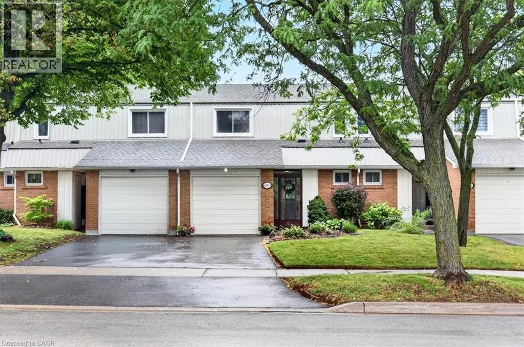479 WOODVIEW Road Unit# 3 #3