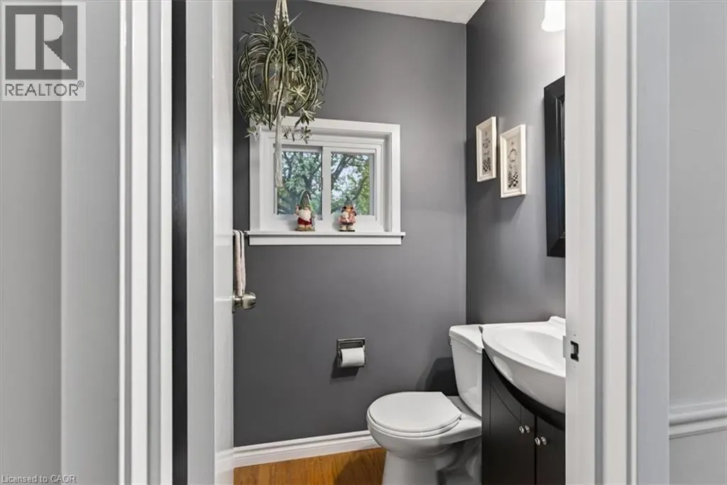 479 WOODVIEW Road Unit# 3 #3