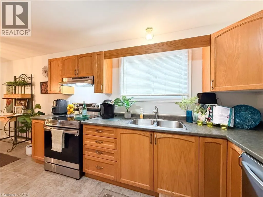 33A LINGWOOD Drive