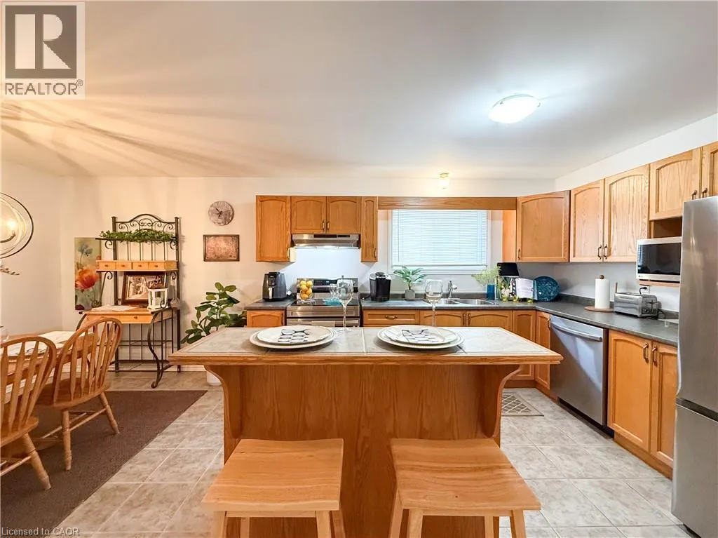 33A LINGWOOD Drive