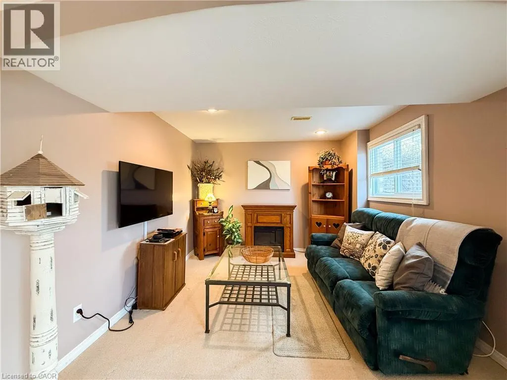 33A LINGWOOD Drive
