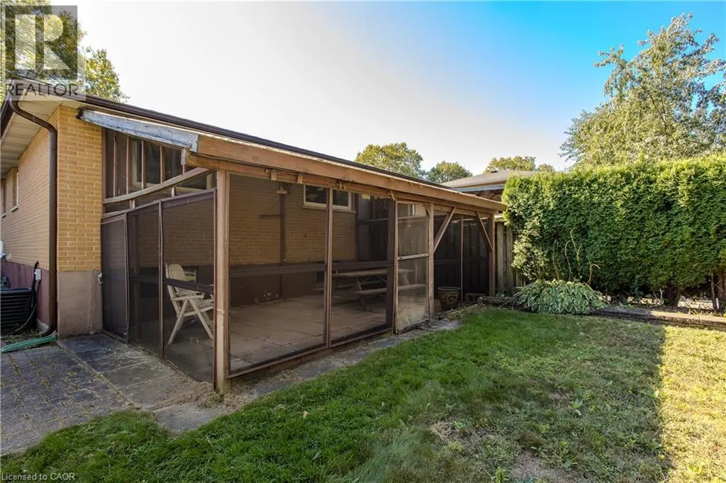 353 ENFIELD Road