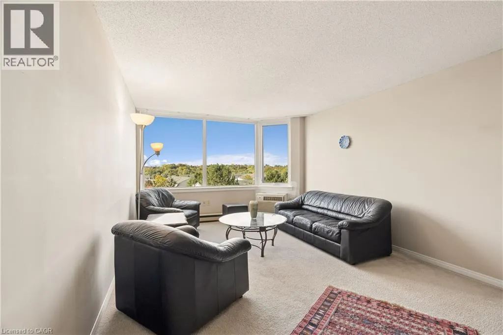 35 GREEN VALLEY Drive Unit# 508 #508