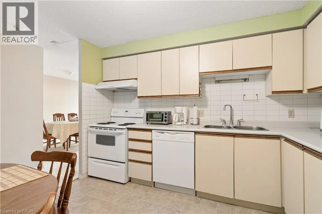 35 GREEN VALLEY Drive Unit# 508 #508