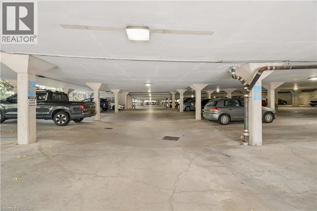35 GREEN VALLEY Drive Unit# 508 #508