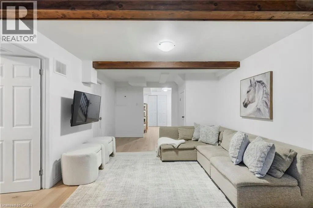 37 BAYVIEW Drive