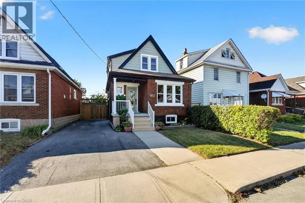 215 PALING Avenue