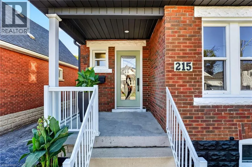 215 PALING Avenue