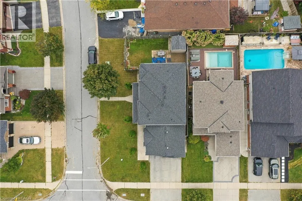 4530 FRANCES Crescent