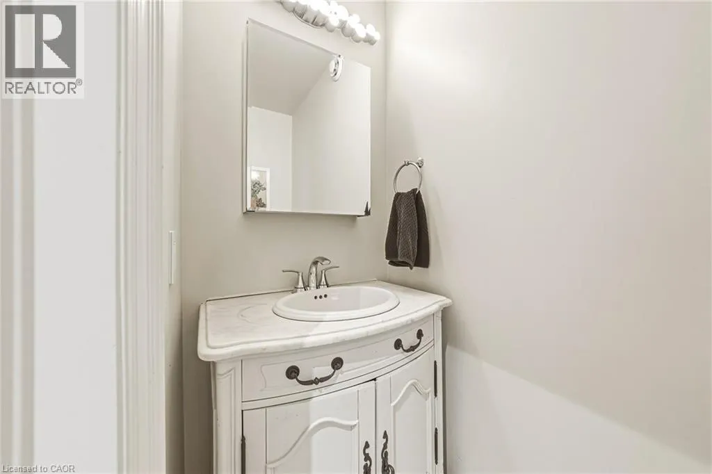 976 SHADELAND Avenue Unit# 3 #3