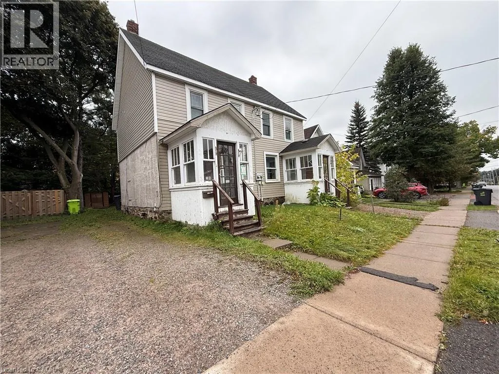 182 WOODWARD Avenue