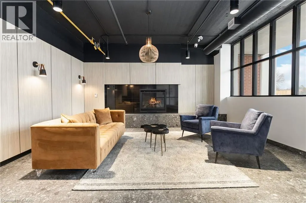 120 HURON Street Unit# 320 #320