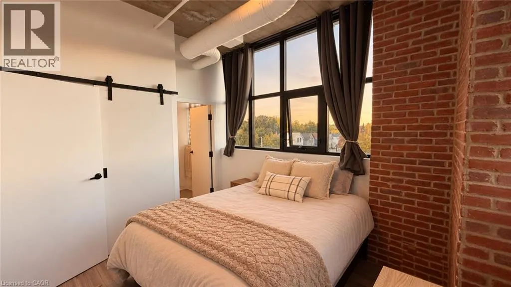 120 HURON Street Unit# 320 #320