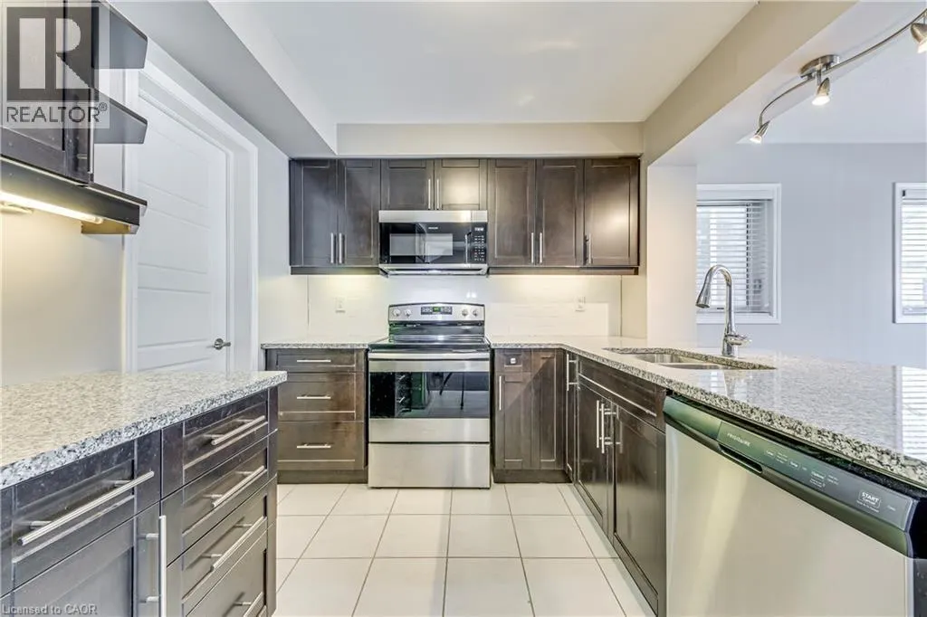 212 ELLEN DAVIDSON Drive