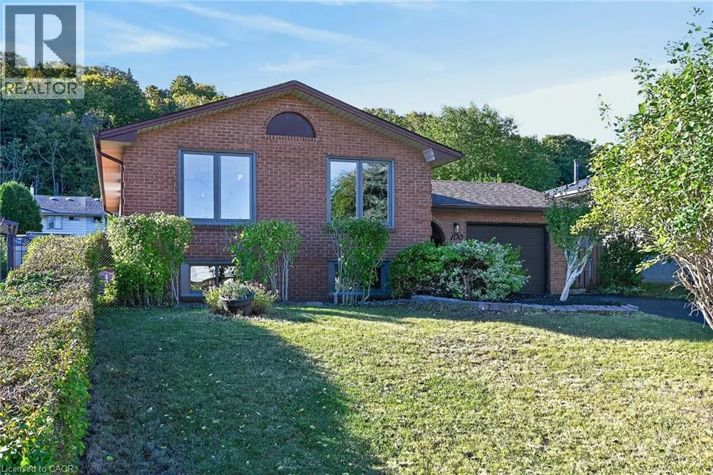 100 MARCELLA Crescent