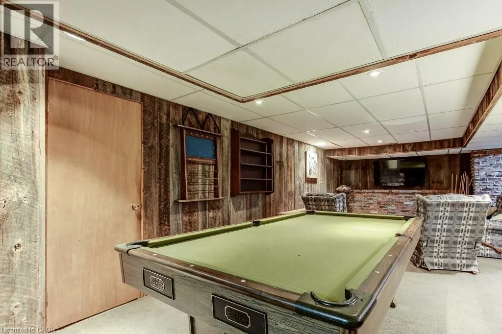 215 BRIAR HILL Crescent