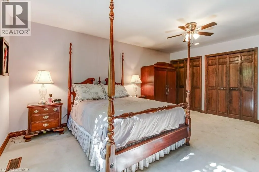 215 BRIAR HILL Crescent