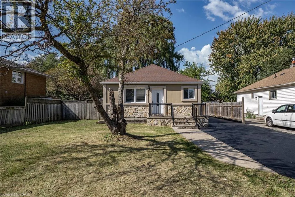 788 UPPER GAGE Avenue