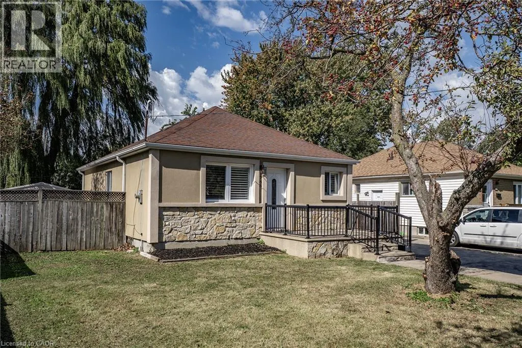 788 UPPER GAGE Avenue