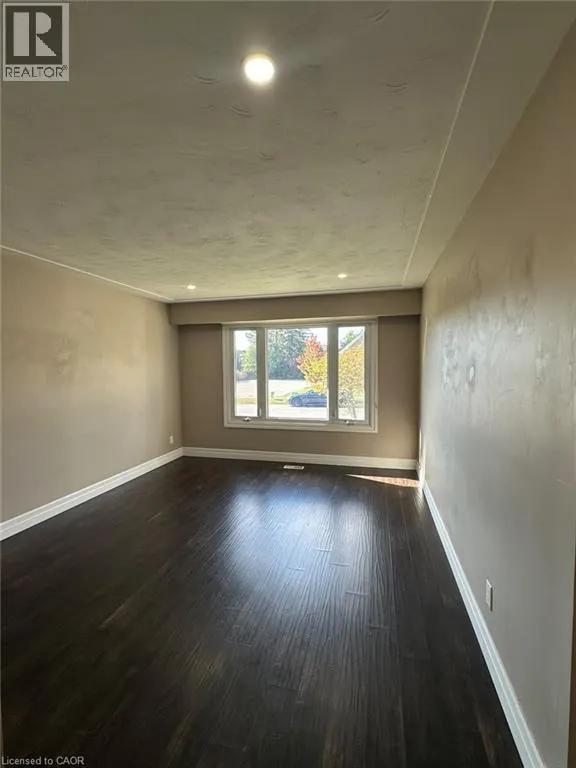 161 SIXTH Avenue Unit# Upper #Upper