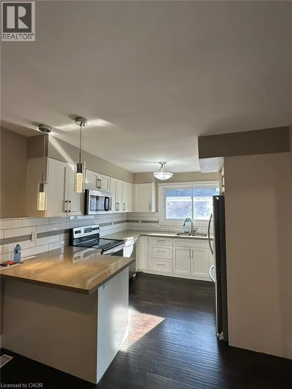 161 SIXTH Avenue Unit# Upper #Upper