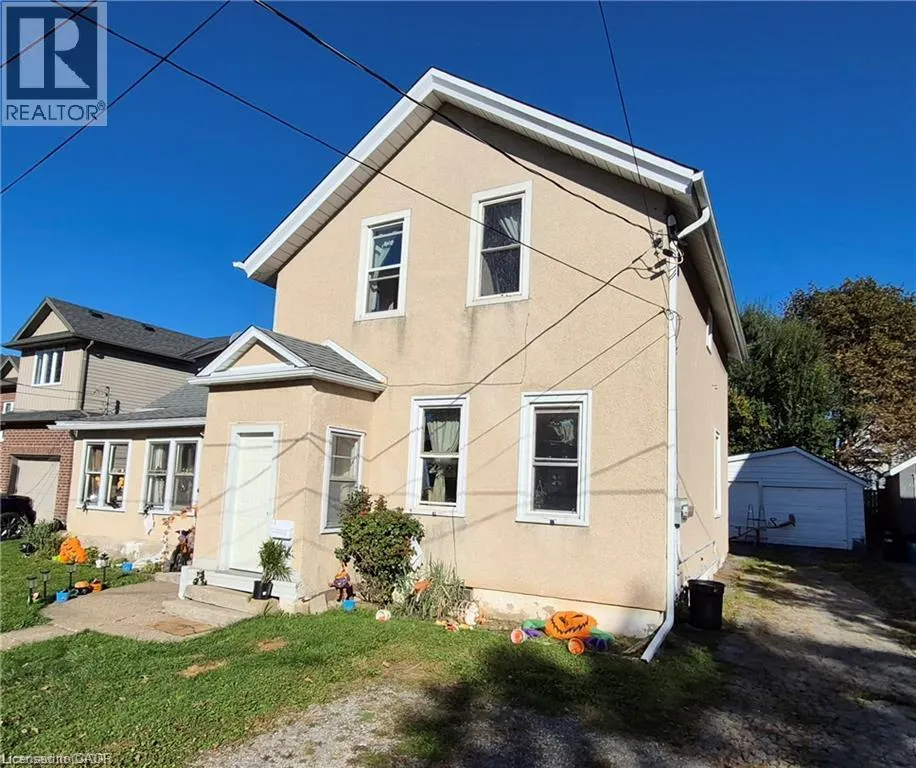 20 CARLETON Street N