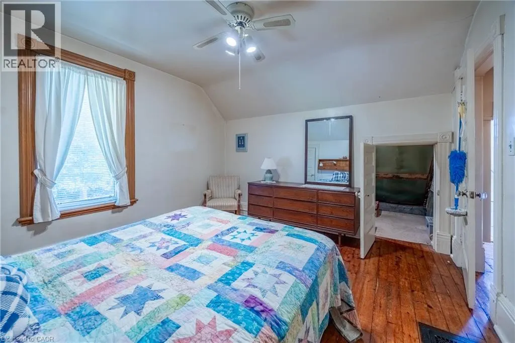 33 PALMERSTON Avenue