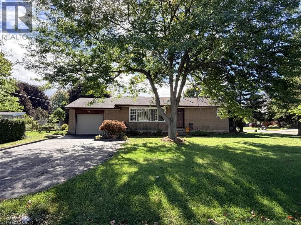 181 MONTCLAIR Crescent