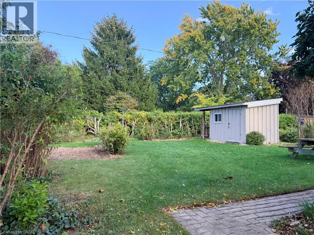 181 MONTCLAIR Crescent