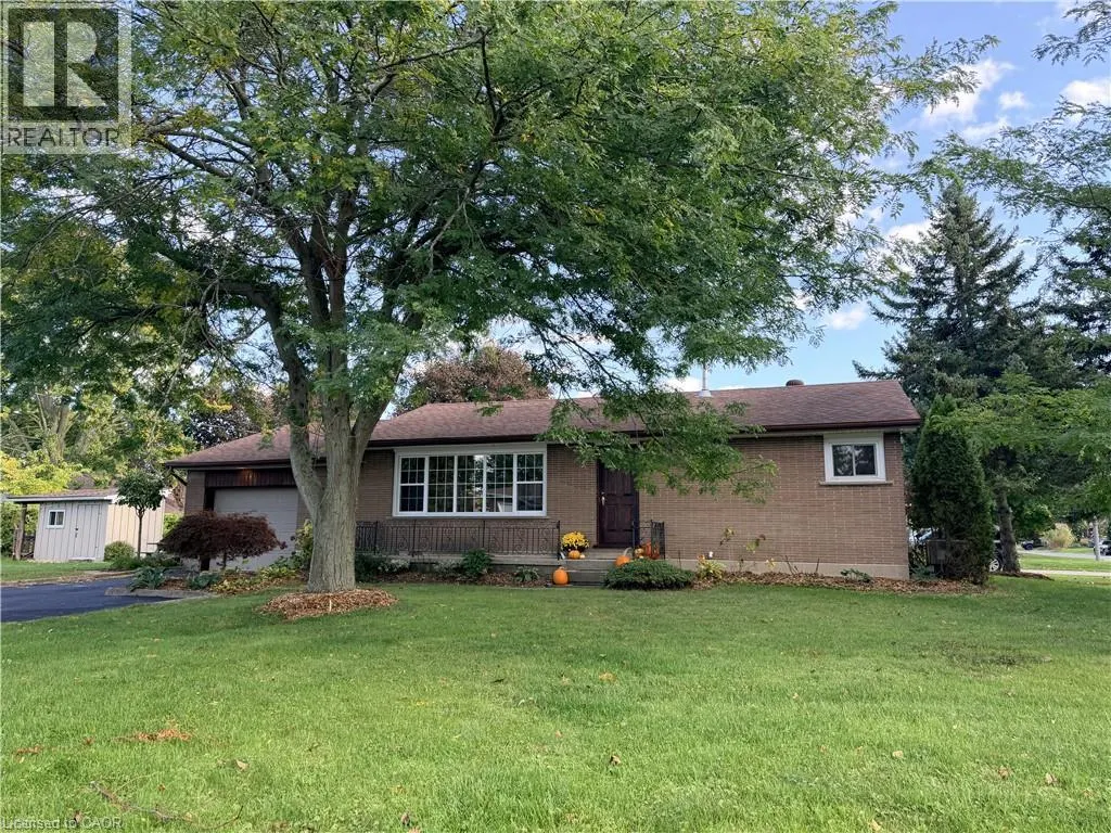 181 MONTCLAIR Crescent