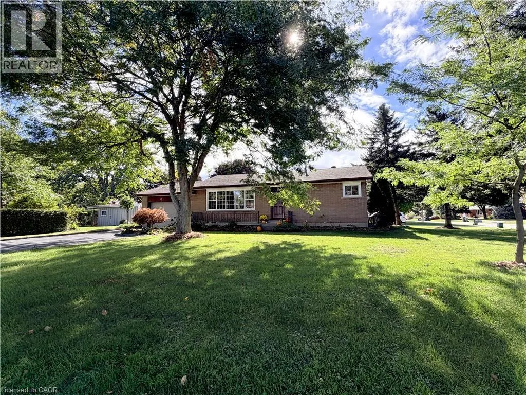 181 MONTCLAIR Crescent