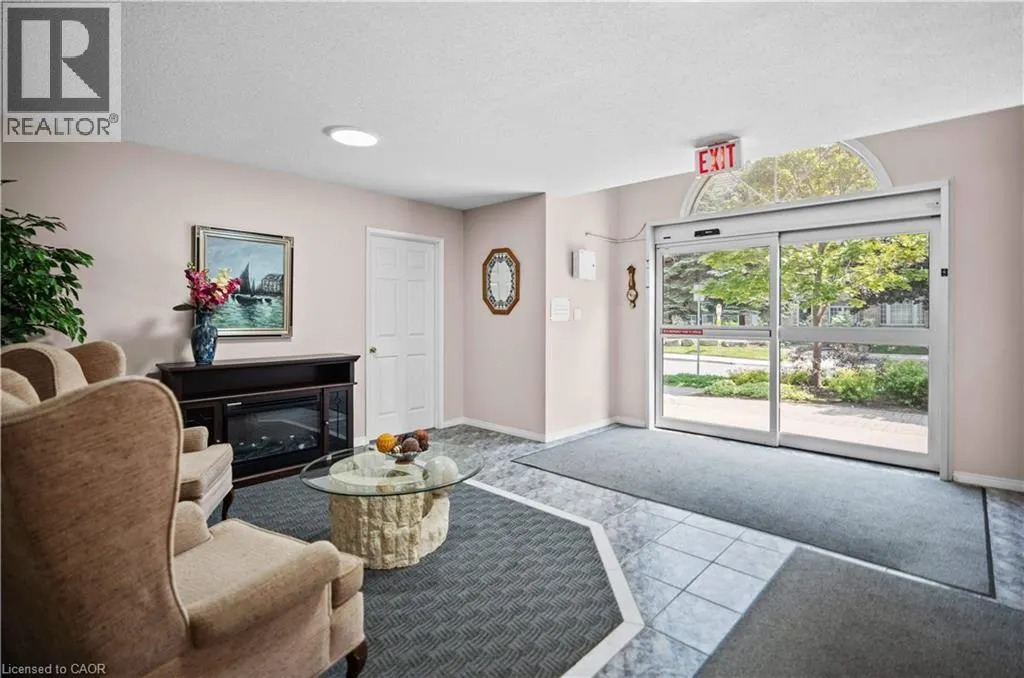 216 W PLAINS Road Unit# B404 #B404