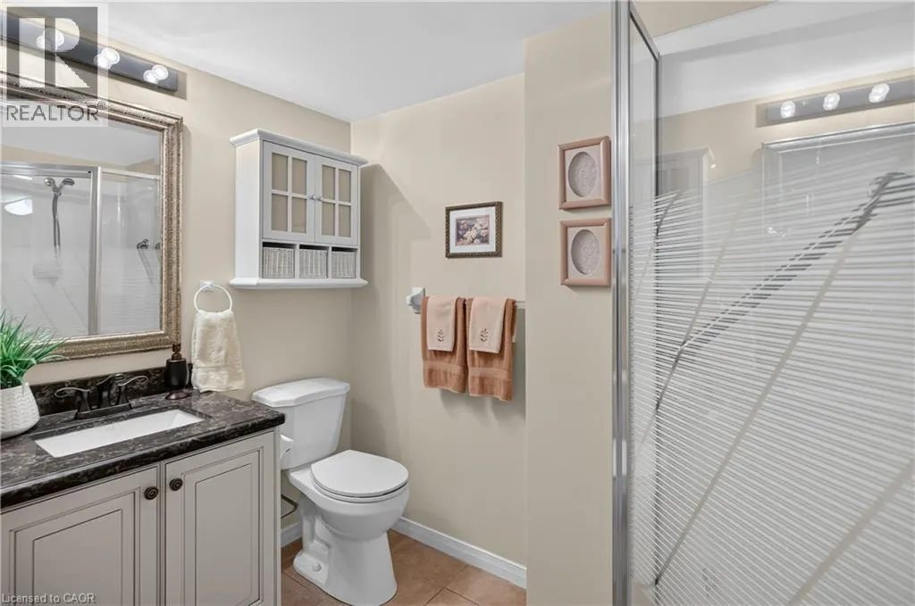216 W PLAINS Road Unit# B404 #B404