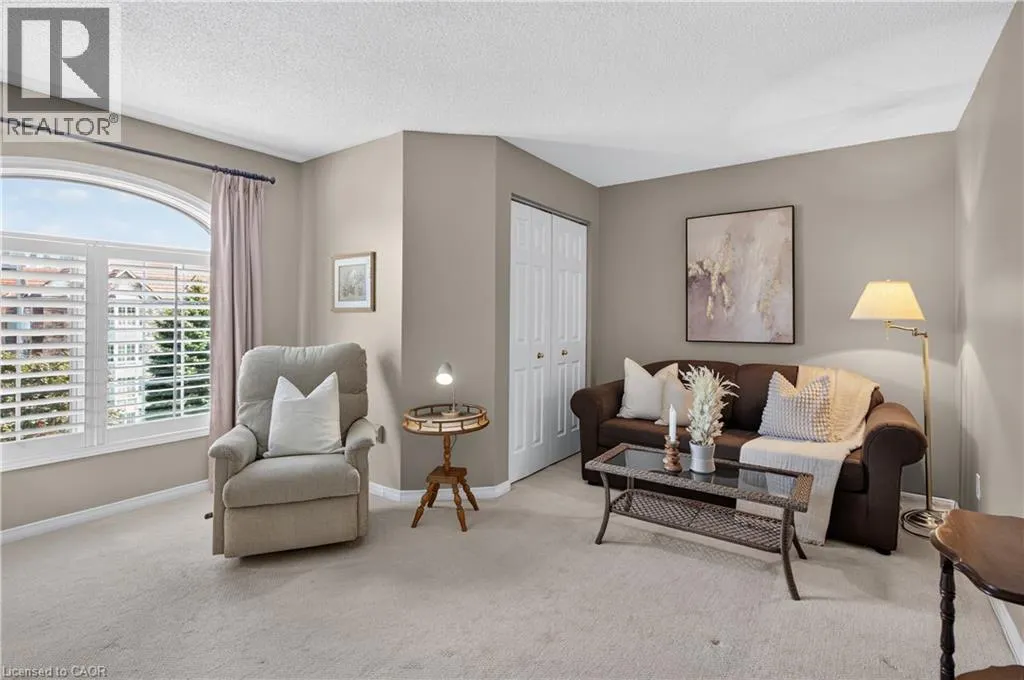 216 W PLAINS Road Unit# B404 #B404