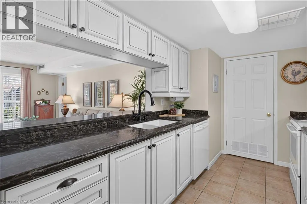 216 W PLAINS Road Unit# B404 #B404