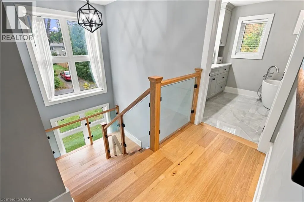 11 WILBERFORCE Avenue