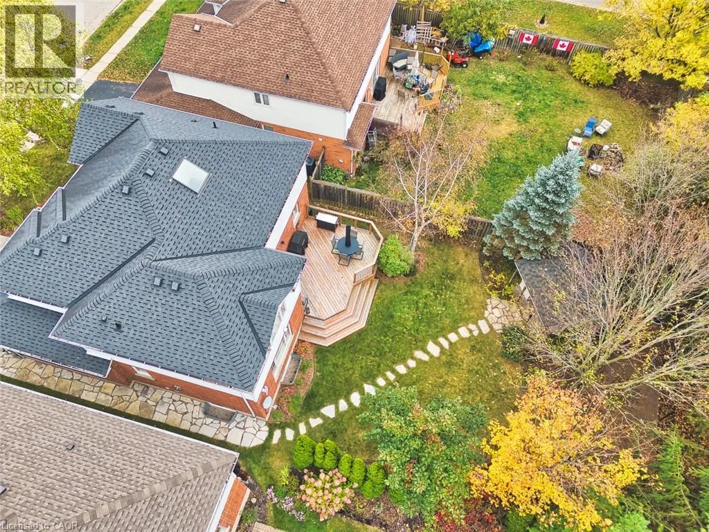 148 CAROLINIAN Lane