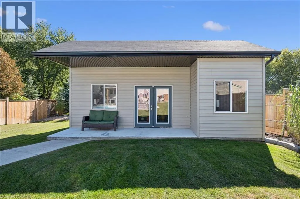 106 RYAN Street