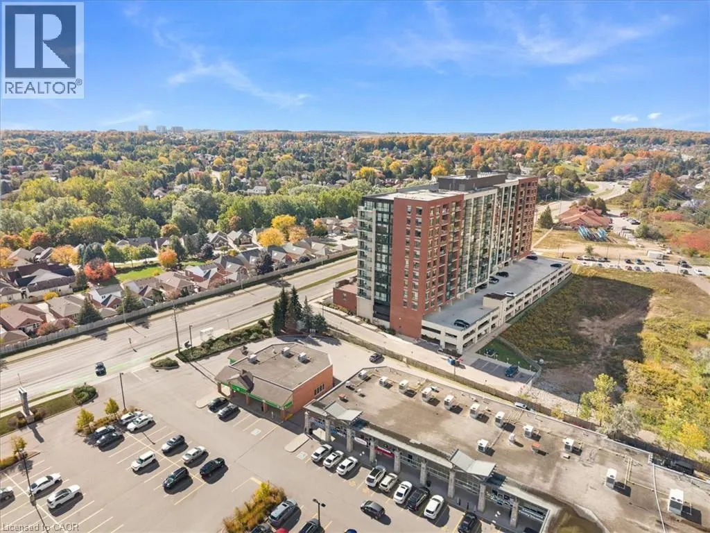 450 COLUMBIA Street W Unit# 3 #3