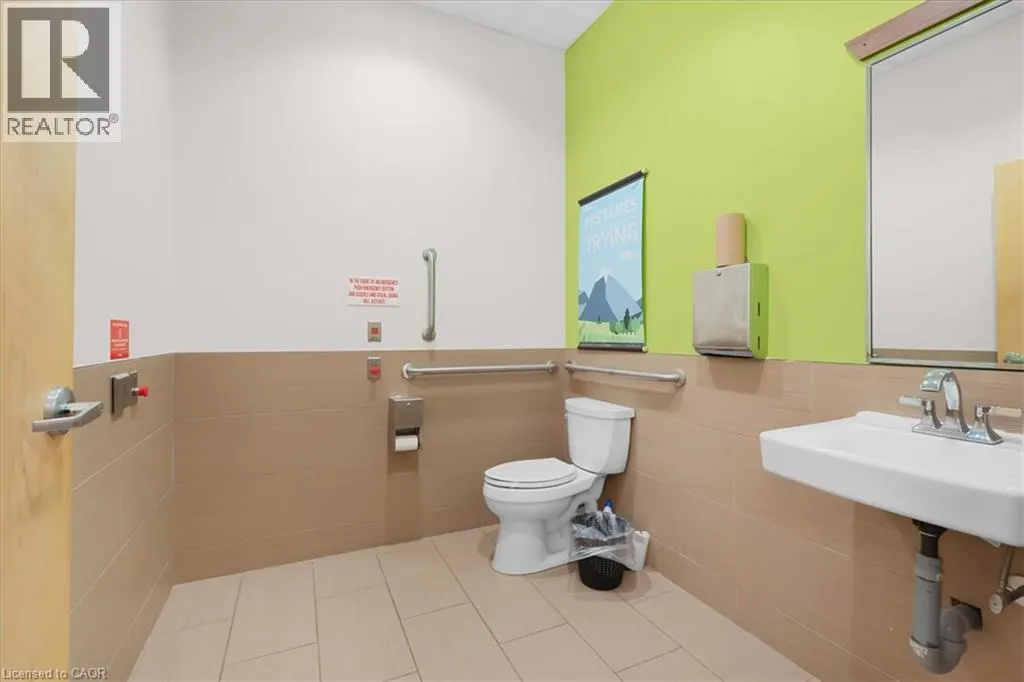 450 COLUMBIA Street W Unit# 3 #3
