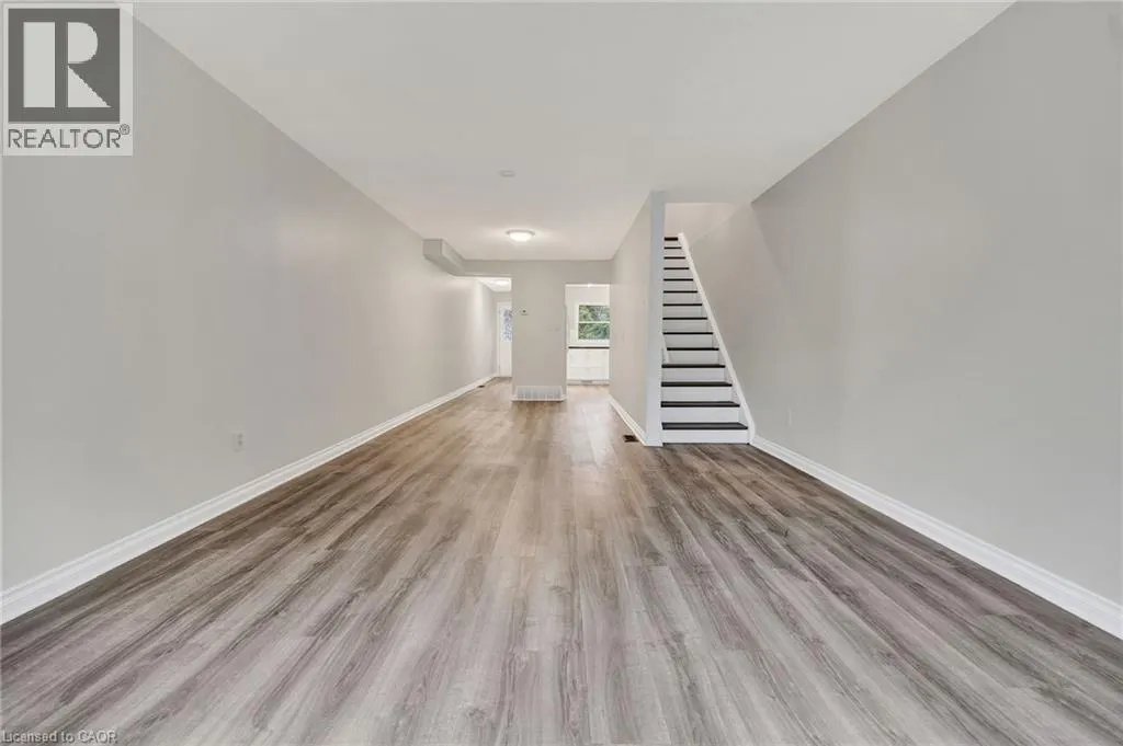 655 ALBERT Street Unit# C #C