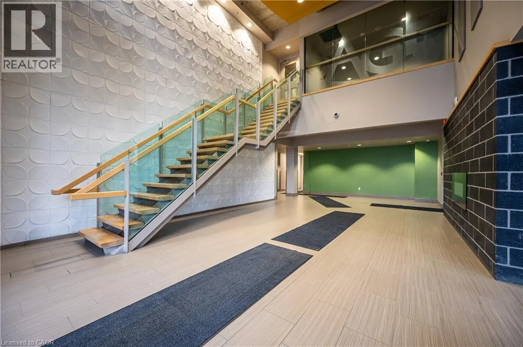 8 HICKORY Street W Unit# 404 #404